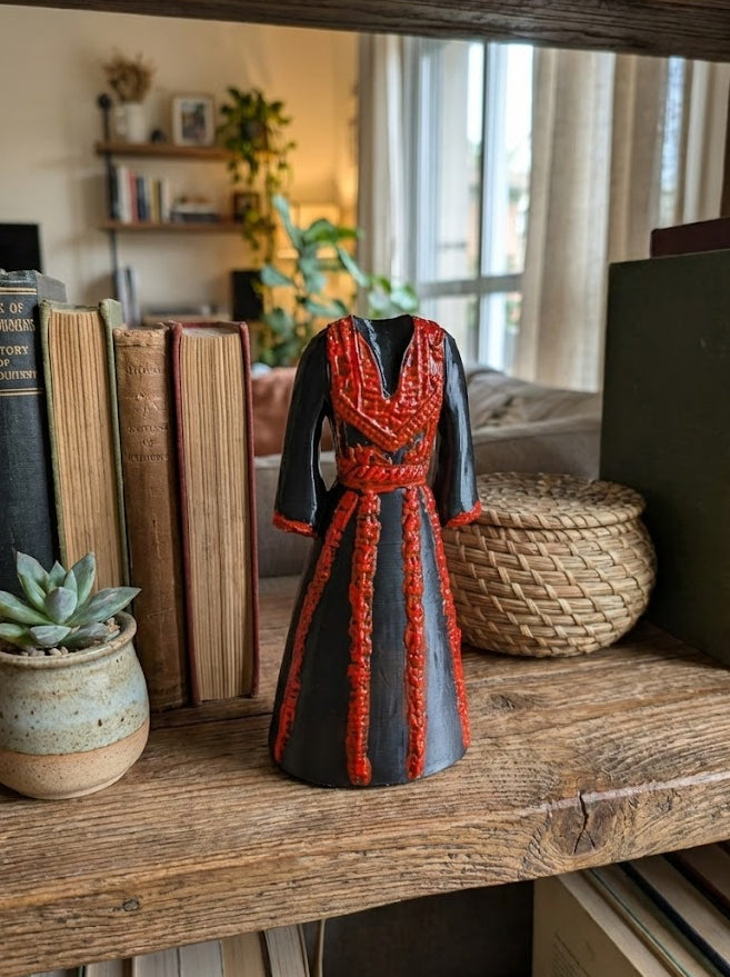 "Heritage in Harmony" – Palestinian Thobe Figurine Kit – Paint Your Own Heritage